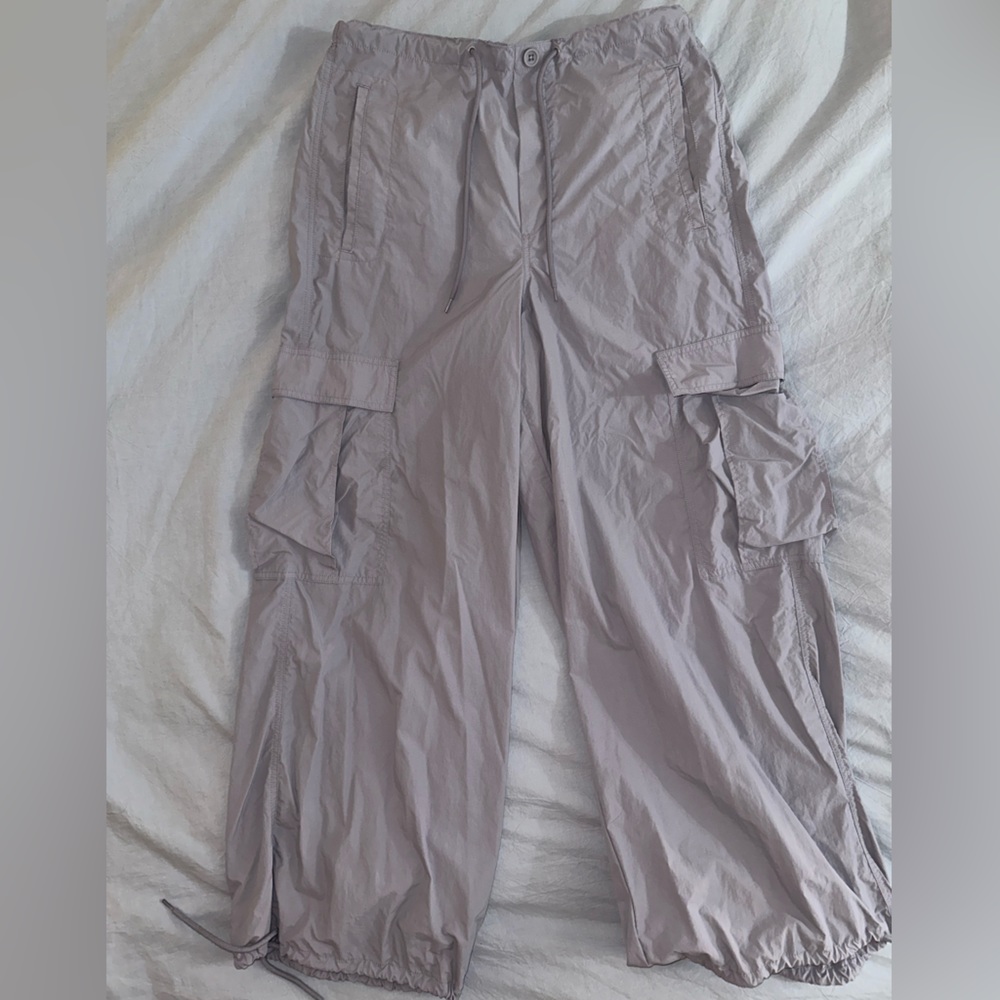 Light purple/gray BDG Parachute Pant